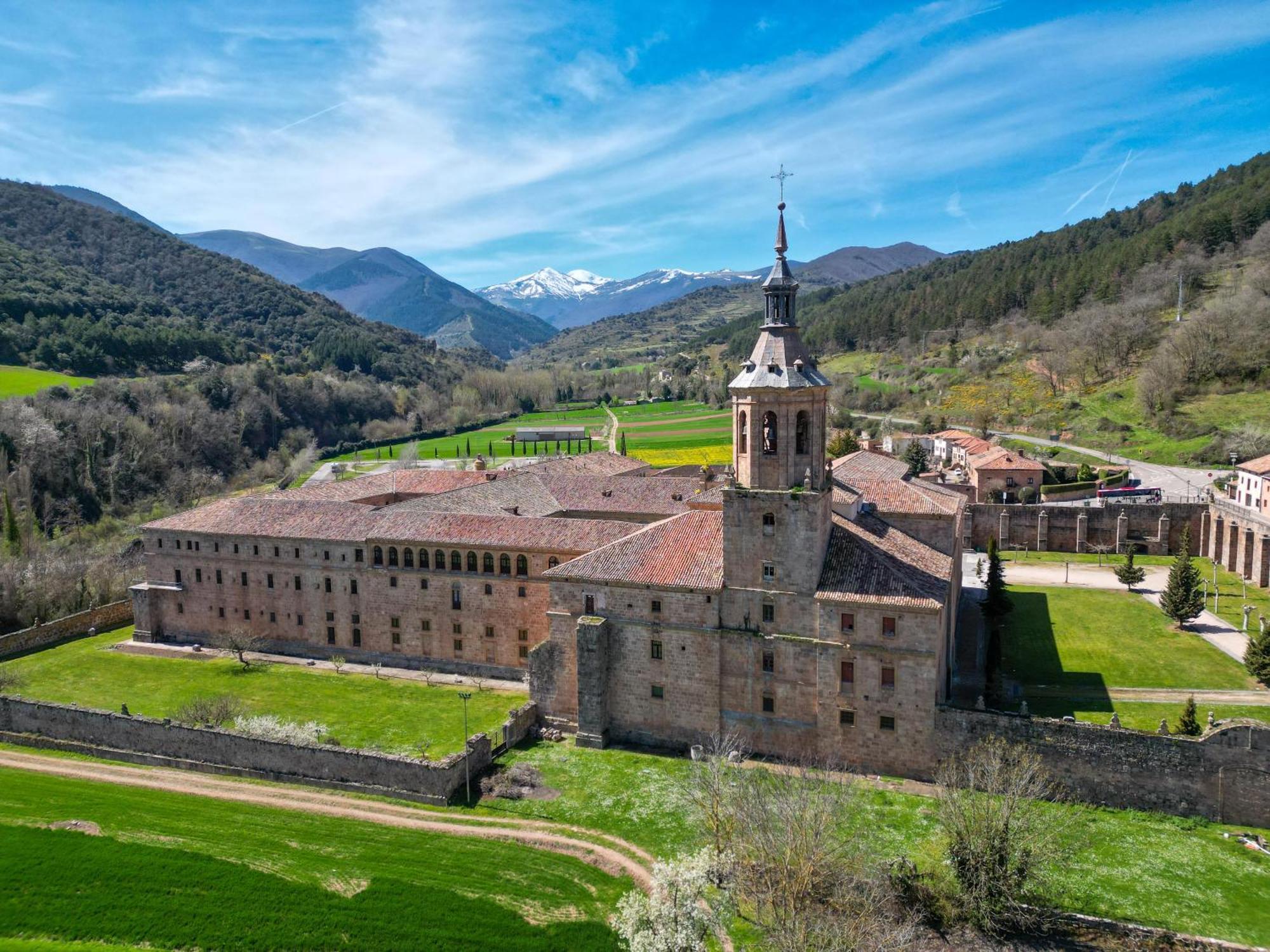 Hosteria Del Monasterio De San Millan San Millan De La Cogolla Exterior photo