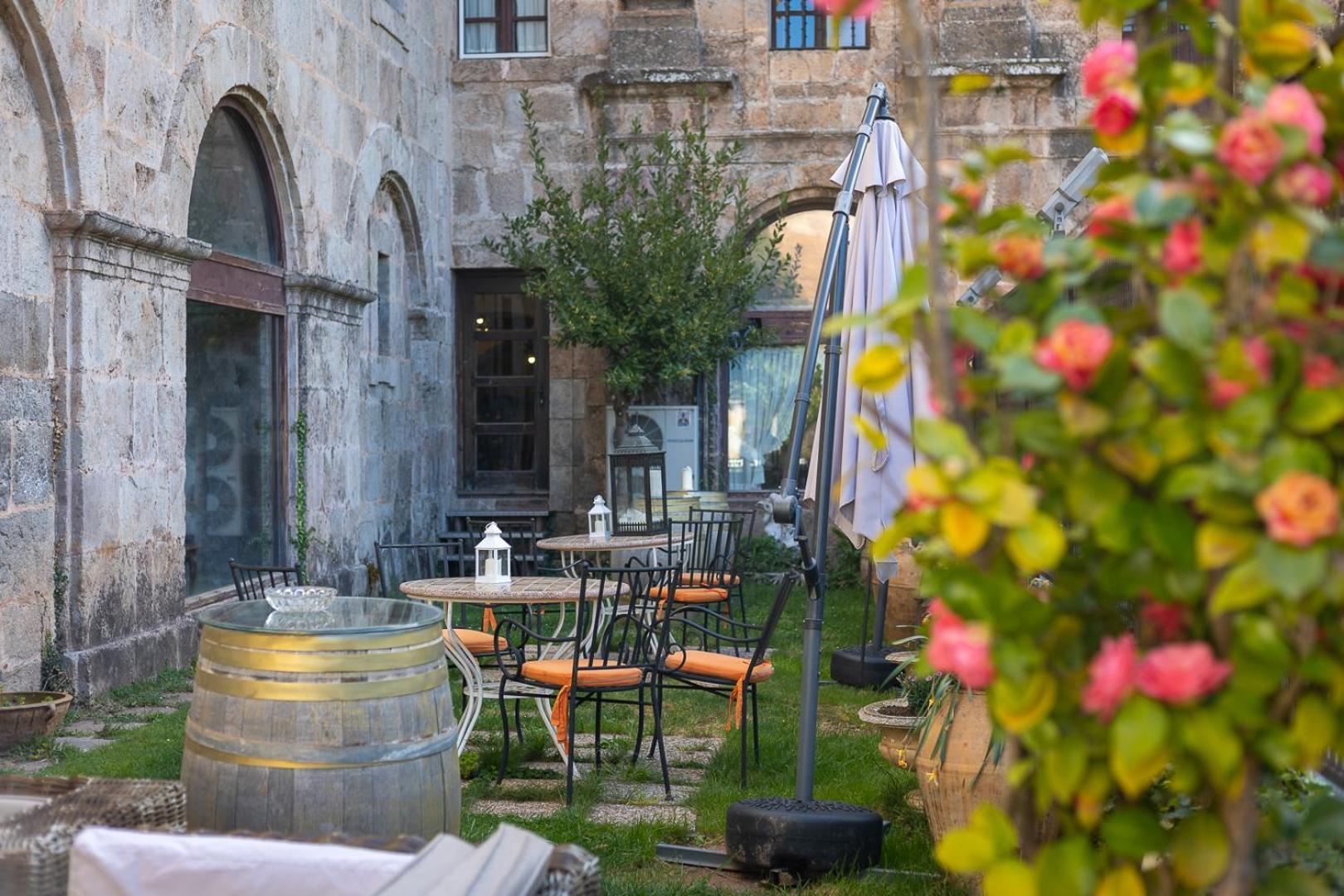Hosteria Del Monasterio De San Millan San Millan De La Cogolla Exterior photo